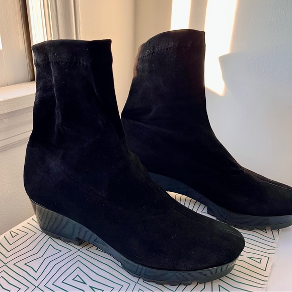 Robert Clergerie Black Suede Sock Boots - Picture 3 of 8